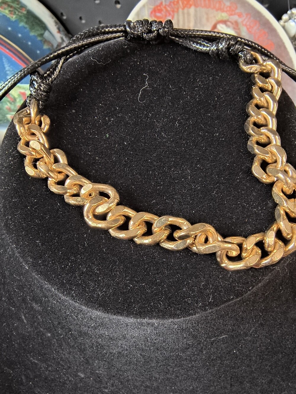 Gold Tone Curb Chain Adjustable Cord Bracelet Unisex Modern Statement